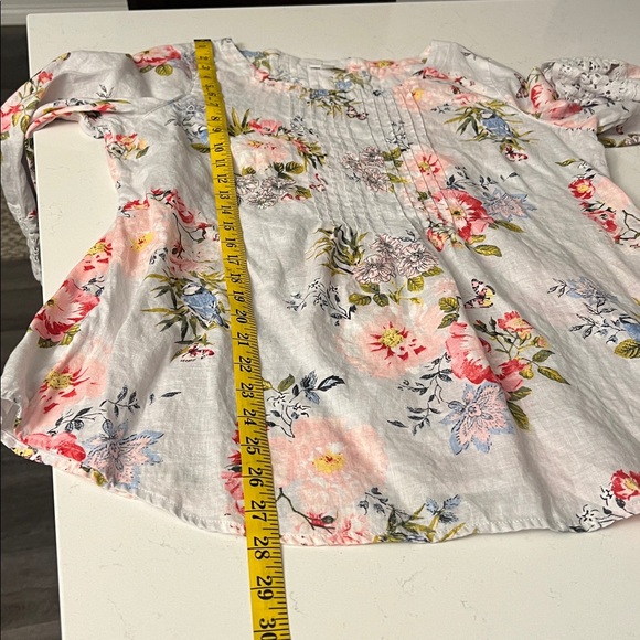 J. Jill love linen grey floral loose fit top with lace cuff sleeves V Size M - Picture 10 of 10